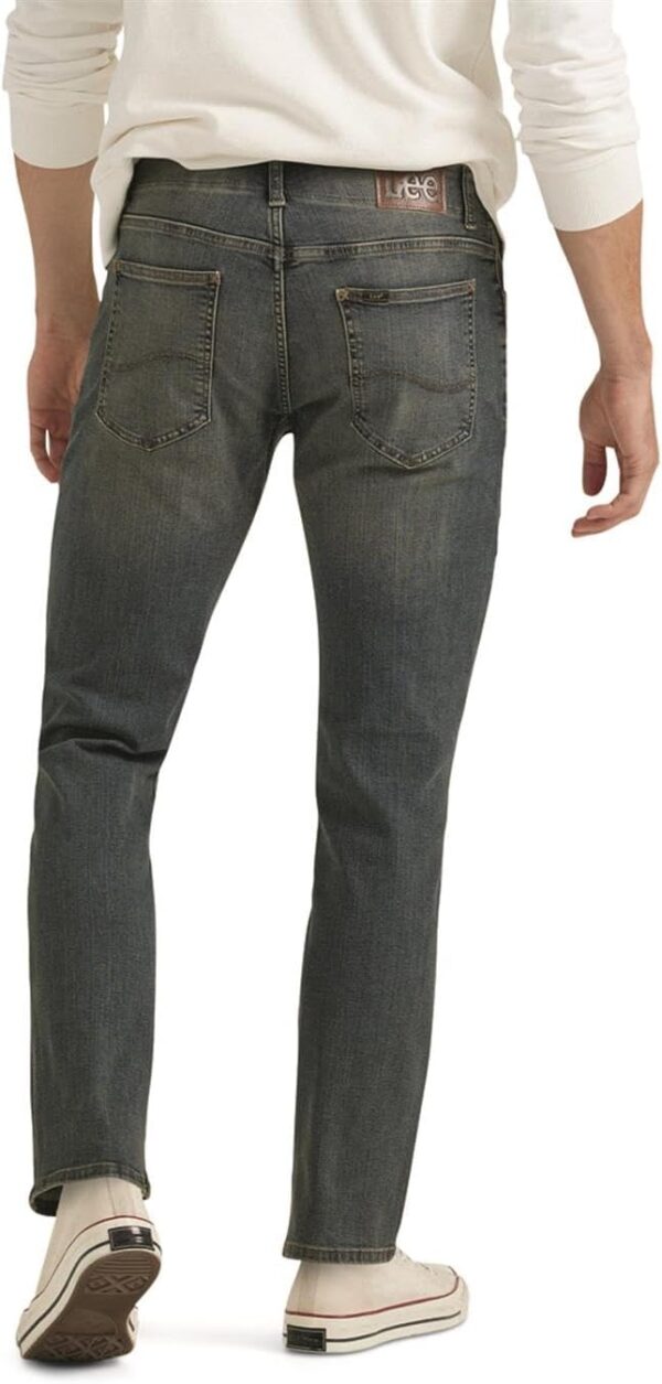 Lee Men's Extreme Motion Straight Taper Jean - Image 3