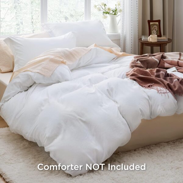 Bedsure White Duvet Cover Queen Size - Soft Prewashed Queen Duvet Cover Set, 3 Pieces, 1 Duvet Cover 90x90 Inches with Zipper Closure and 2 Pillow Shams, Comforter Not Included - Image 3