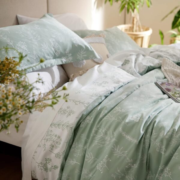 Bedsure Queen Comforter Set - Sage Green Comforter, Cute Floral Bedding Comforter Sets, 3 Pieces, 1 Soft Reversible Botanical Flowers Comforter and 2 Pillow Shams - Image 7